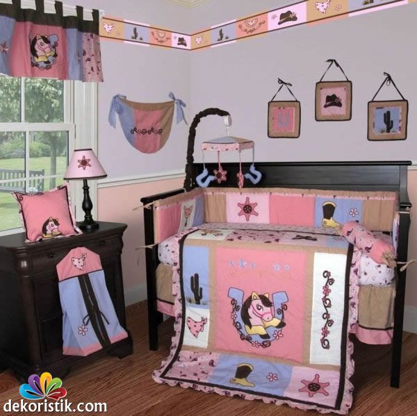kovboy desenli kız bebek odası