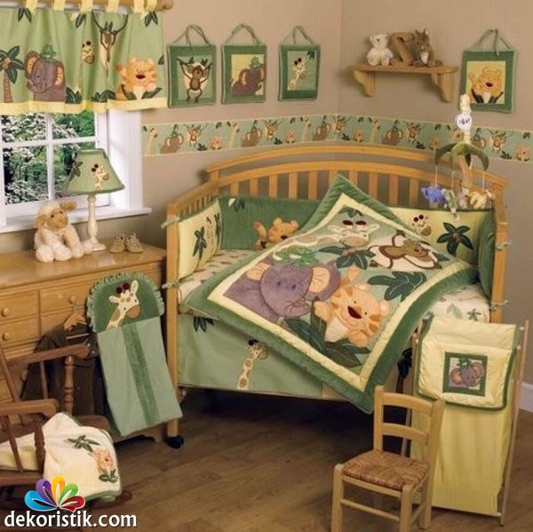 orman temalı kız bebek odası