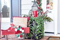 Christmas Front Porch Ideas to Welcome Guests
