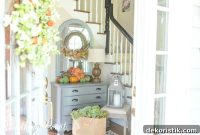 Minimal Fall Foyer Decor Ideas for a Welcoming Entry