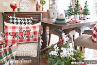 Seasonal Christmas Breakfast Room Decor Ideas