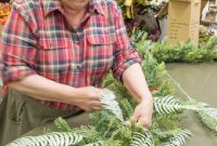 Style Showcase 59: Coastal Christmas Decor and DIY Garland Ideas