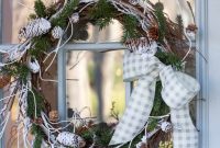 DIY Winter Wreath Using Just 4 Supplies