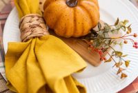 Cozy Thanksgiving Tablescape with Free Conversation Starters