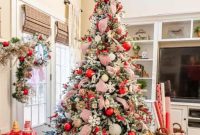 Style Showcase 112: Christmas Showhouse and Festive Room Tours