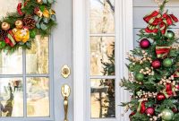 Elegant Christmas Front Porch Decorating Ideas