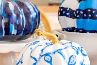 DIY Painted Pumpkin Centerpiece Ideas for Fall Decor