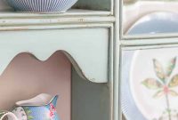 Modern Farmhouse Tour: Chalk Paint, Plate Display and Guest Tips