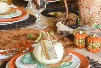 How to Be the Thanksgiving Guest Everyone Invites Back