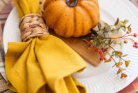 Cozy Plaid Decor Ideas for Fall
