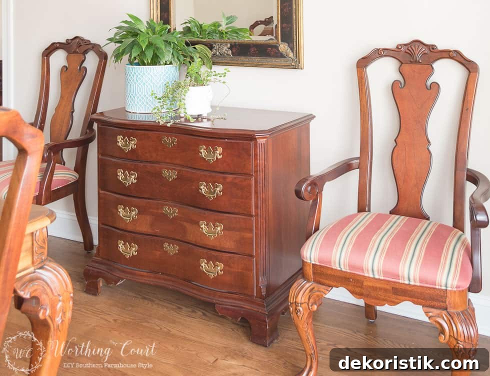 Dining Room BEFORE