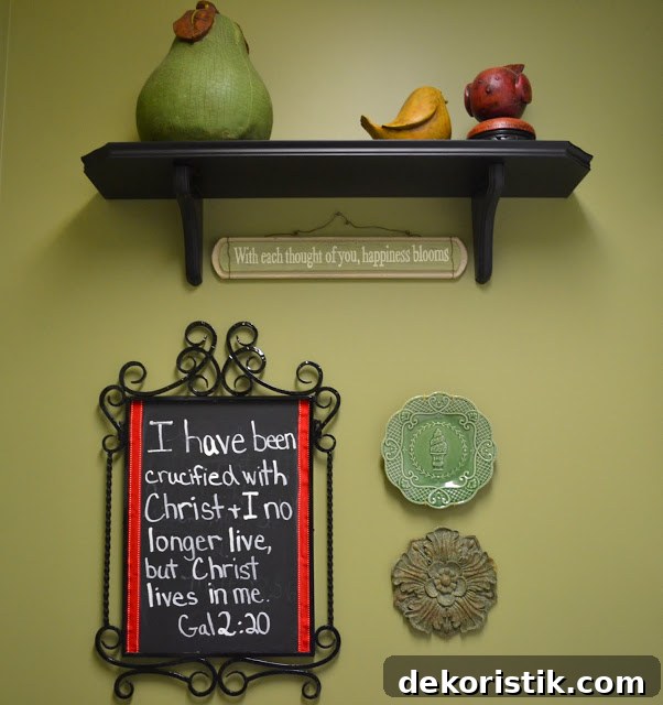 Garden themed shelf