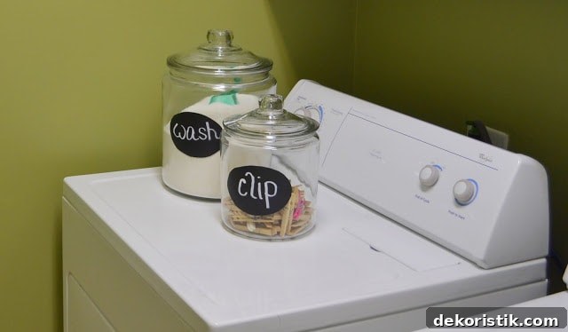 Jars for detergent and clothespins