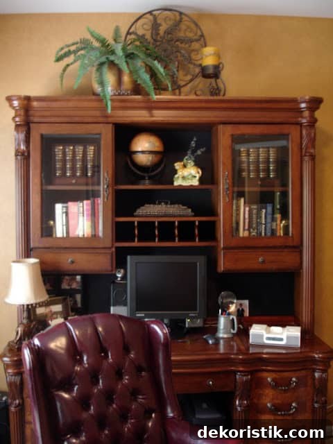 Hutch and credenza styling in the office