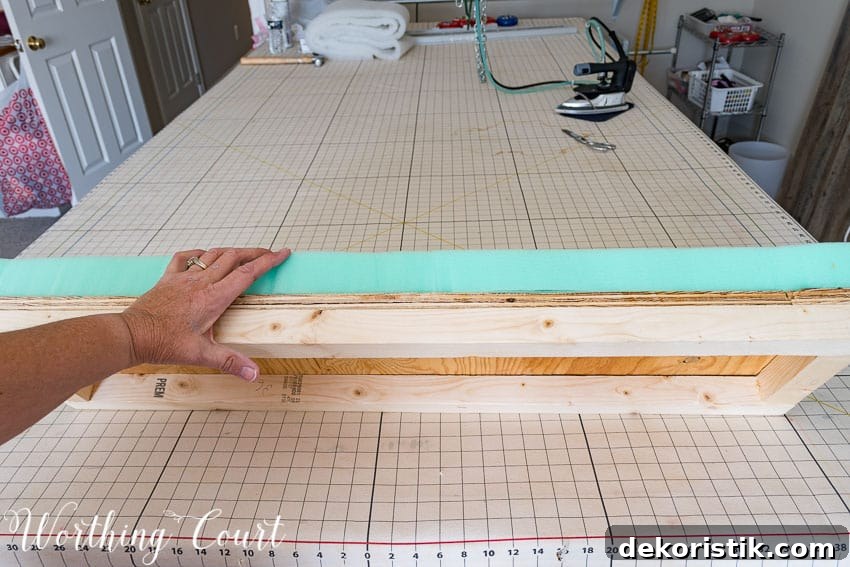 Step by step directions for building and upholstering this easy farmhouse style bench. The measurements can be adapted to any size bench. || Worthing Court