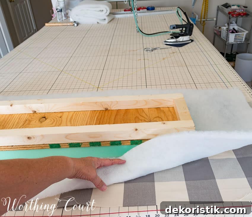 Step by step directions for building and upholstering this easy farmhouse style bench. The measurements can be adapted to any size bench. || Worthing Court