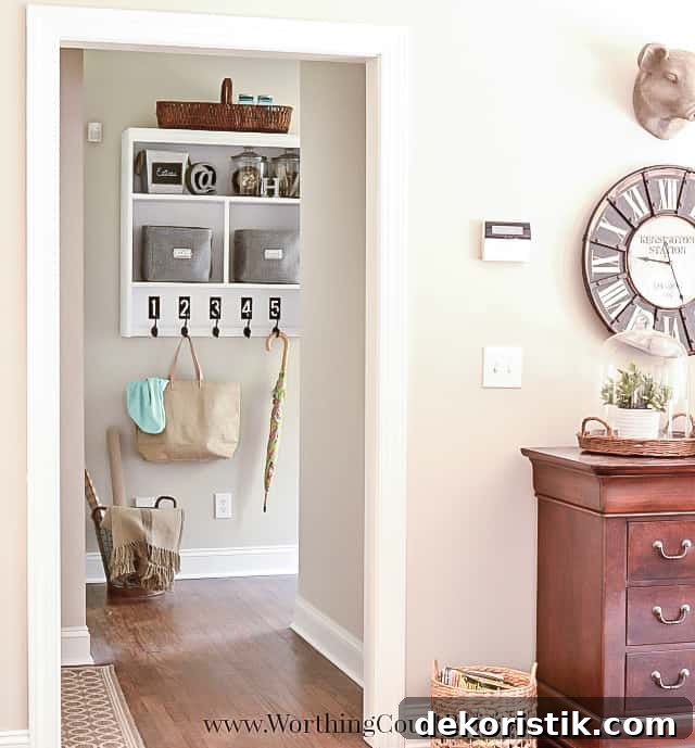 Repurpose the top of an old hutch for a diy dropzone || Worthing Court