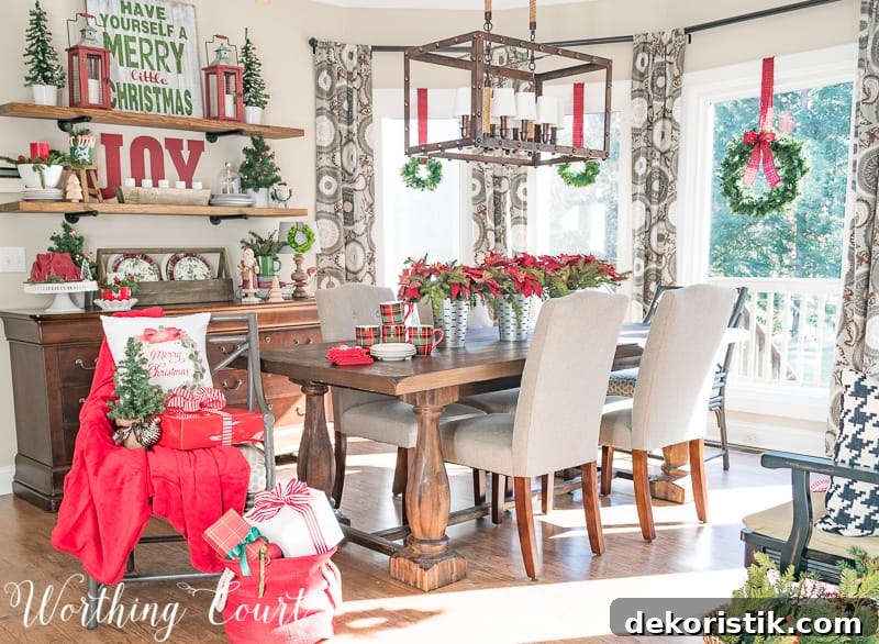 Celebrating A Nostalgic Christmas In My Breakfast Room #christmas #christmasdecor #breakfastroom 