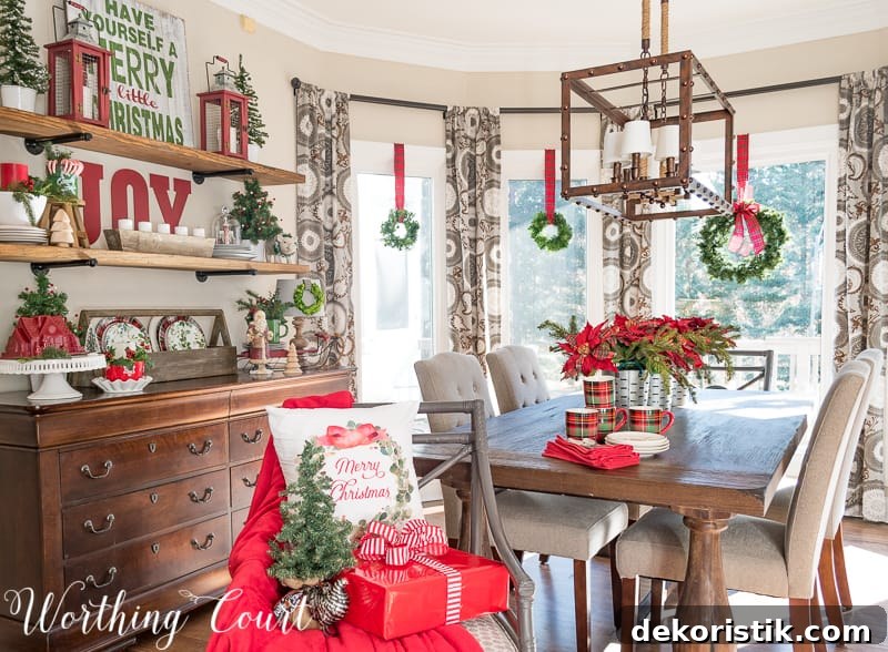 Celebrating A Nostalgic Christmas In My Breakfast Room #christmas #christmaswreath #plaid