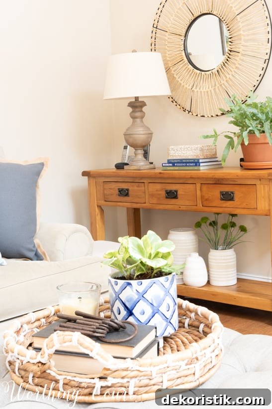 Pine sofa table. 