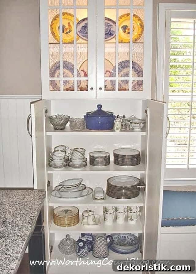 Kitchen Ideas: Small Refreshes to Full Remodels 15 The bottom of the cabinet contains dishes.