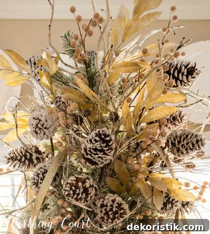 Rustic Christmas Dining Room Decor Ideas for Elegant Tables 11 Christmas tree topper with neutral elements