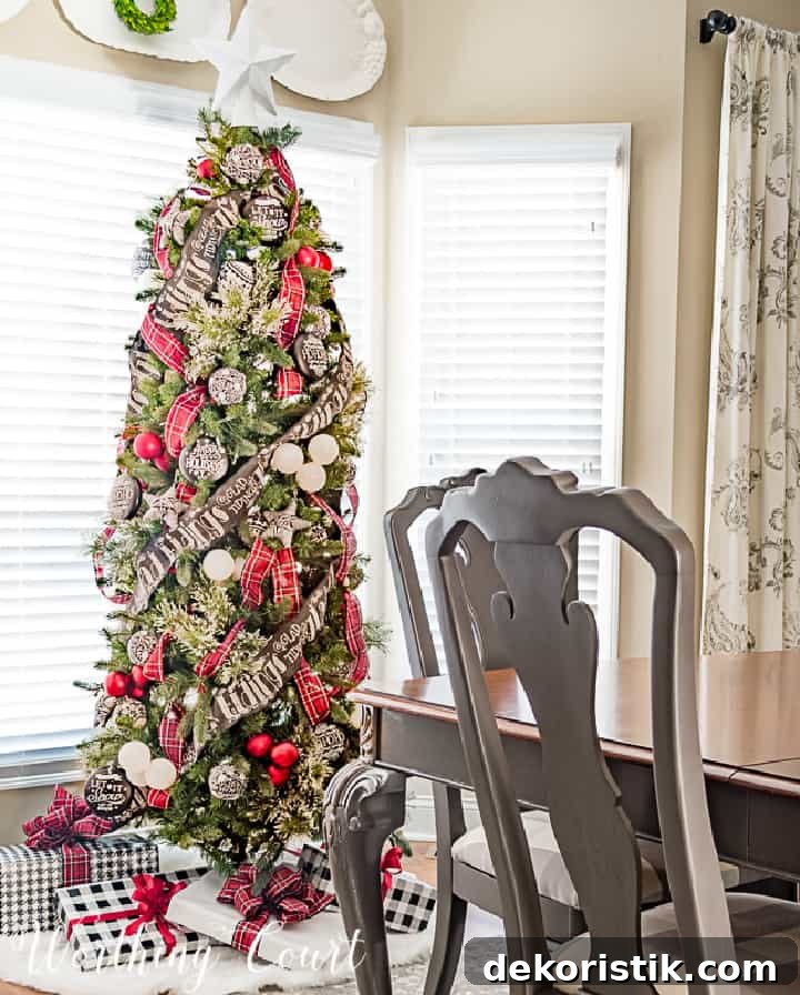 Red, black and white decorated Christmas tree