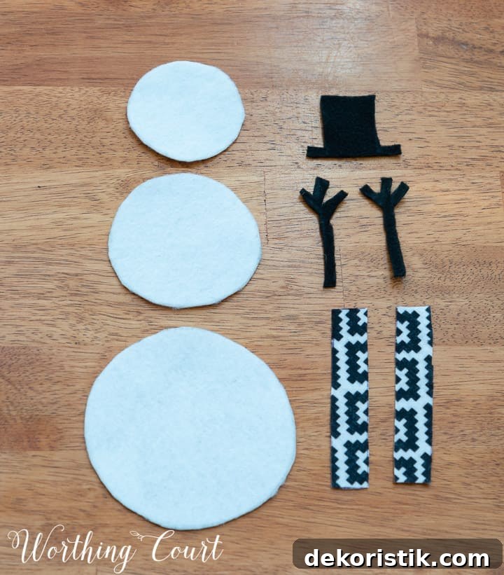 felt snowman cut out pieces