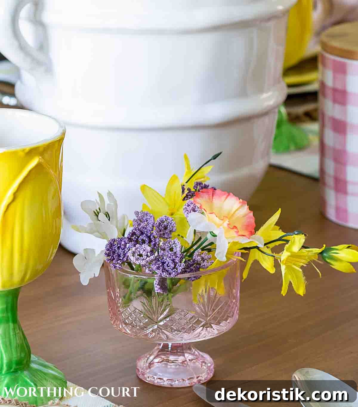 Yellow and pink Easter table decorations
