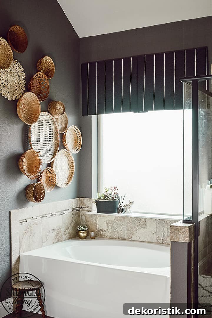 DIY Window Decor Ideas: Step-by-Step Tutorials 16 box pleated valance above tub