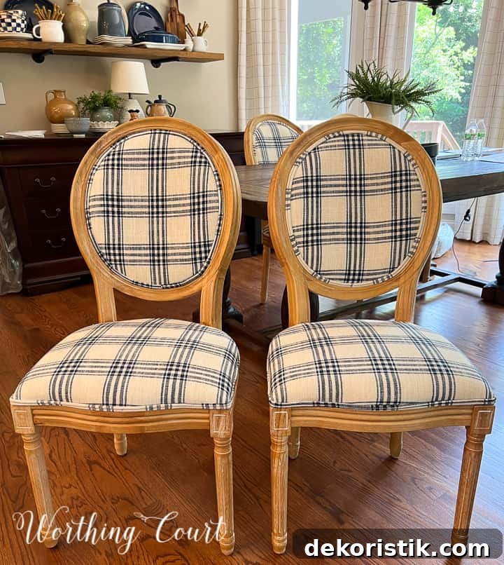 4 dining side chairs with navy and white plaid fabric