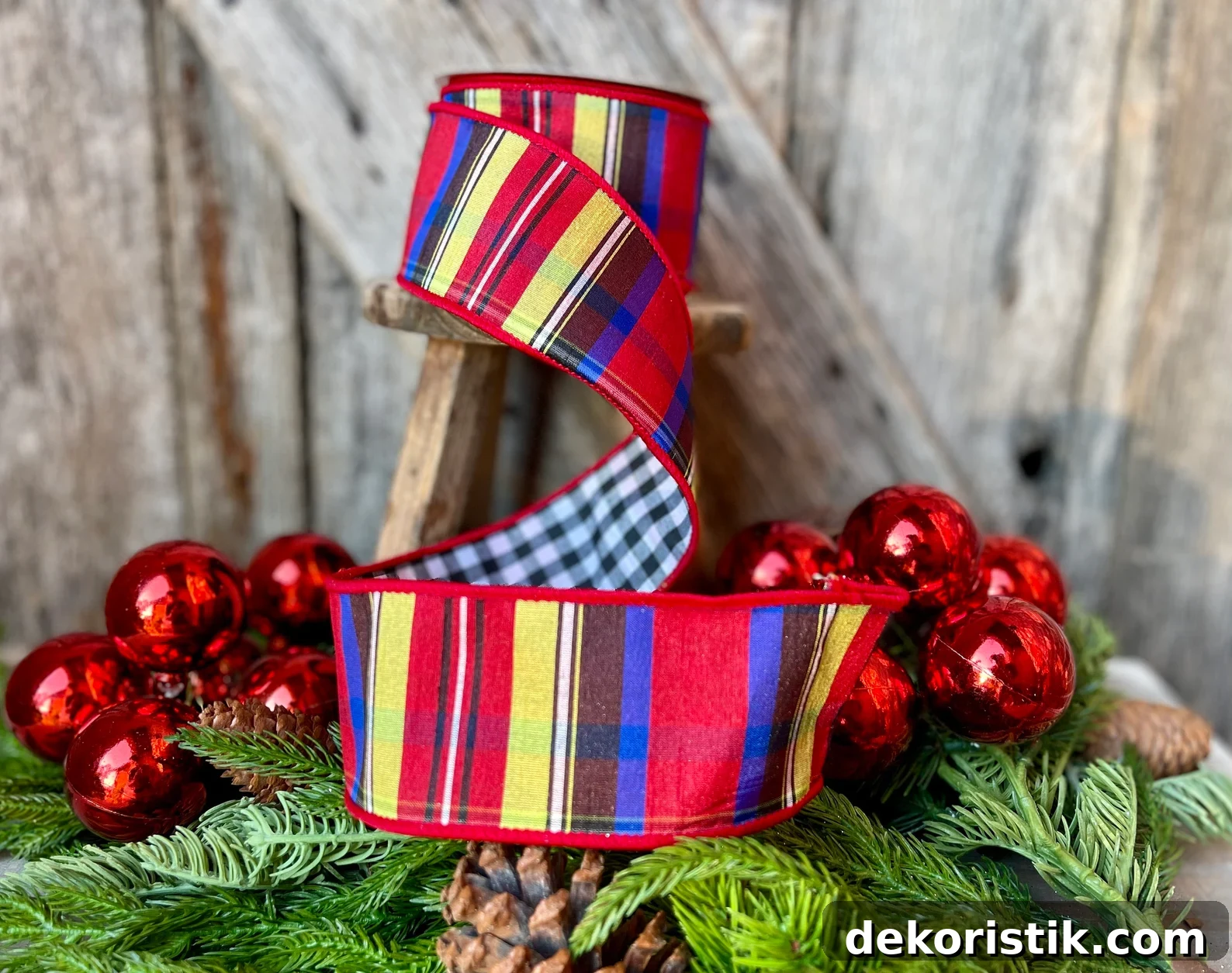 Weekly Muse Issue 28: Creative Trends and Highlights 7 plaid ribbon