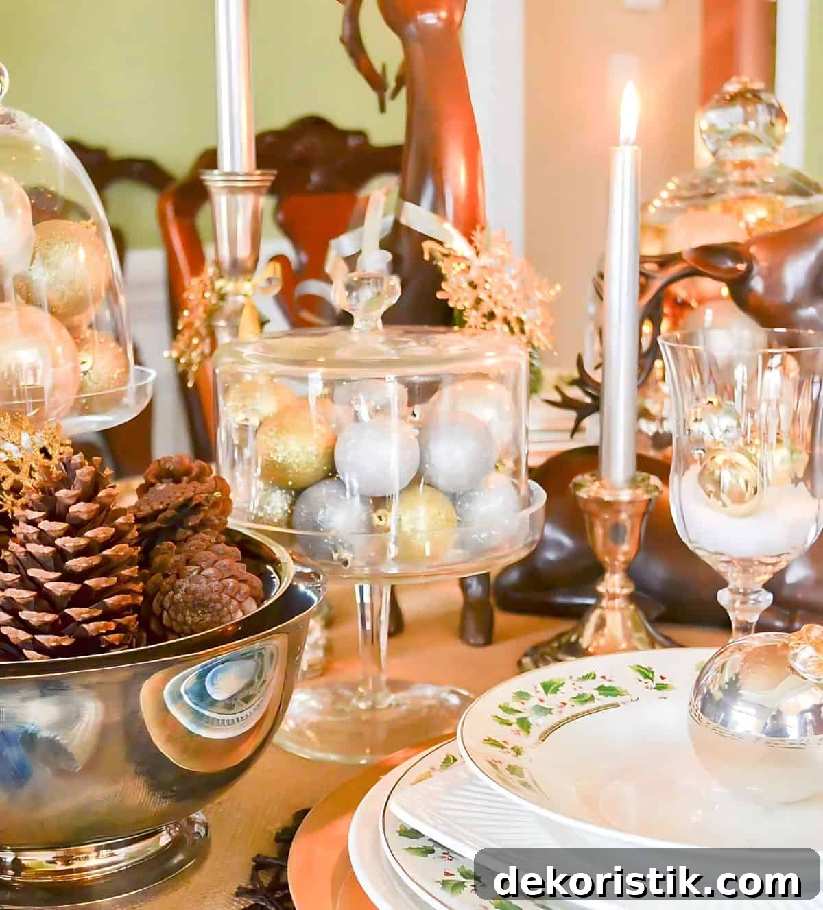 glittery, neutral Christmas tablescape