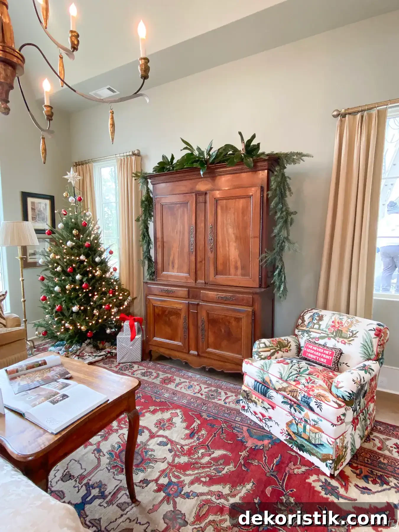 Holiday Decorating Ideas to Make Your Home Merry and Bright 5 Atlanta Holiday Home