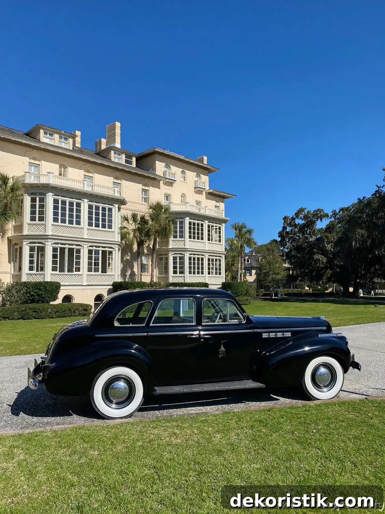 Spring Decor Ideas to Welcome the Season in Style 6 Jekyll Island club resort