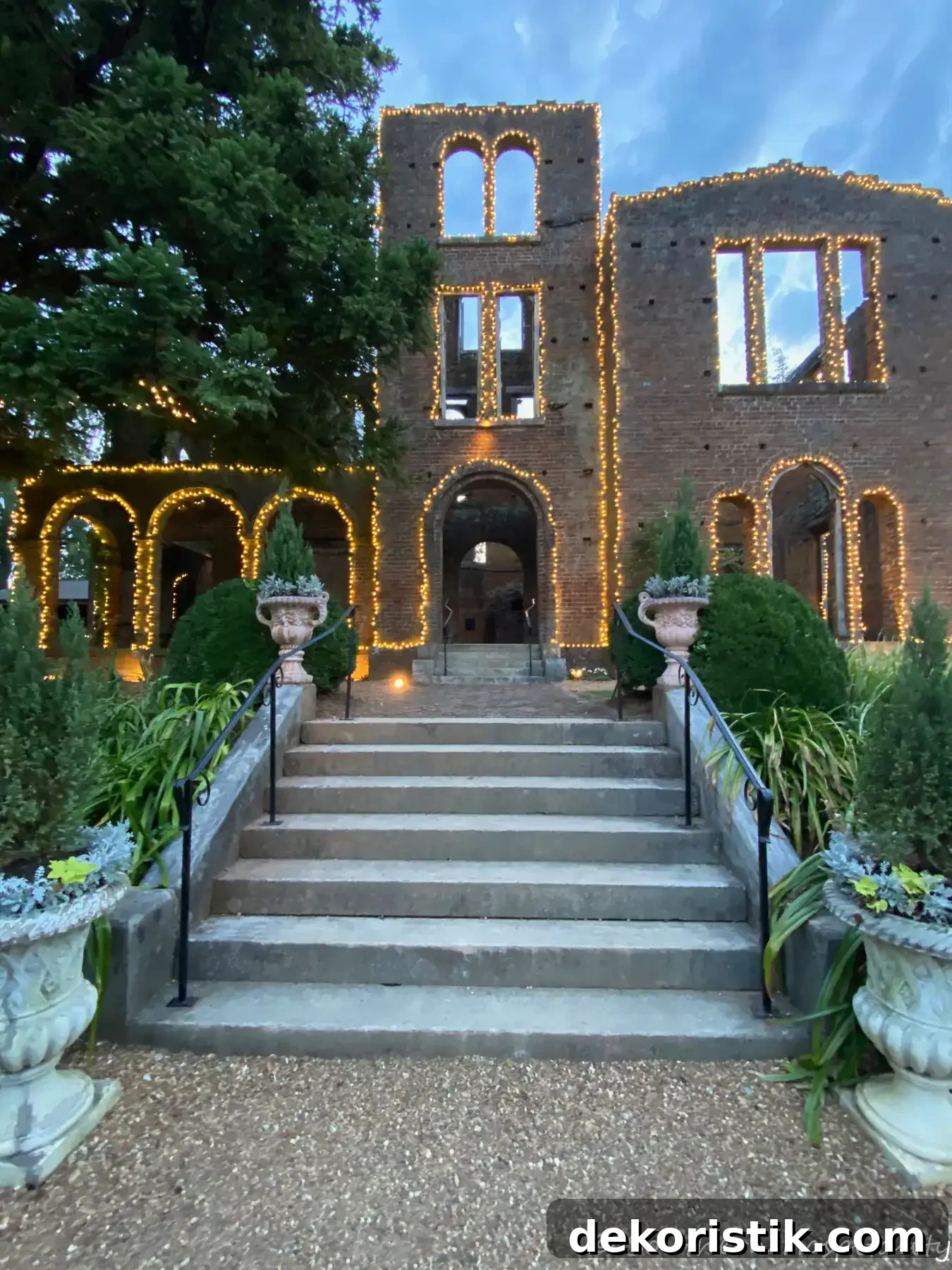 Barnsley Gardens