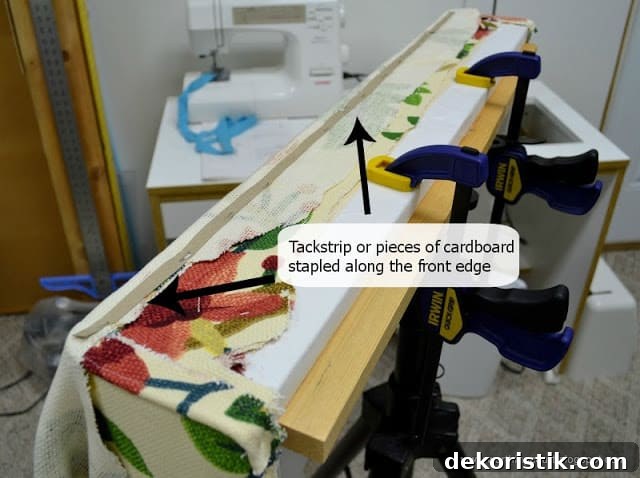 Tackstrip for sharp edge