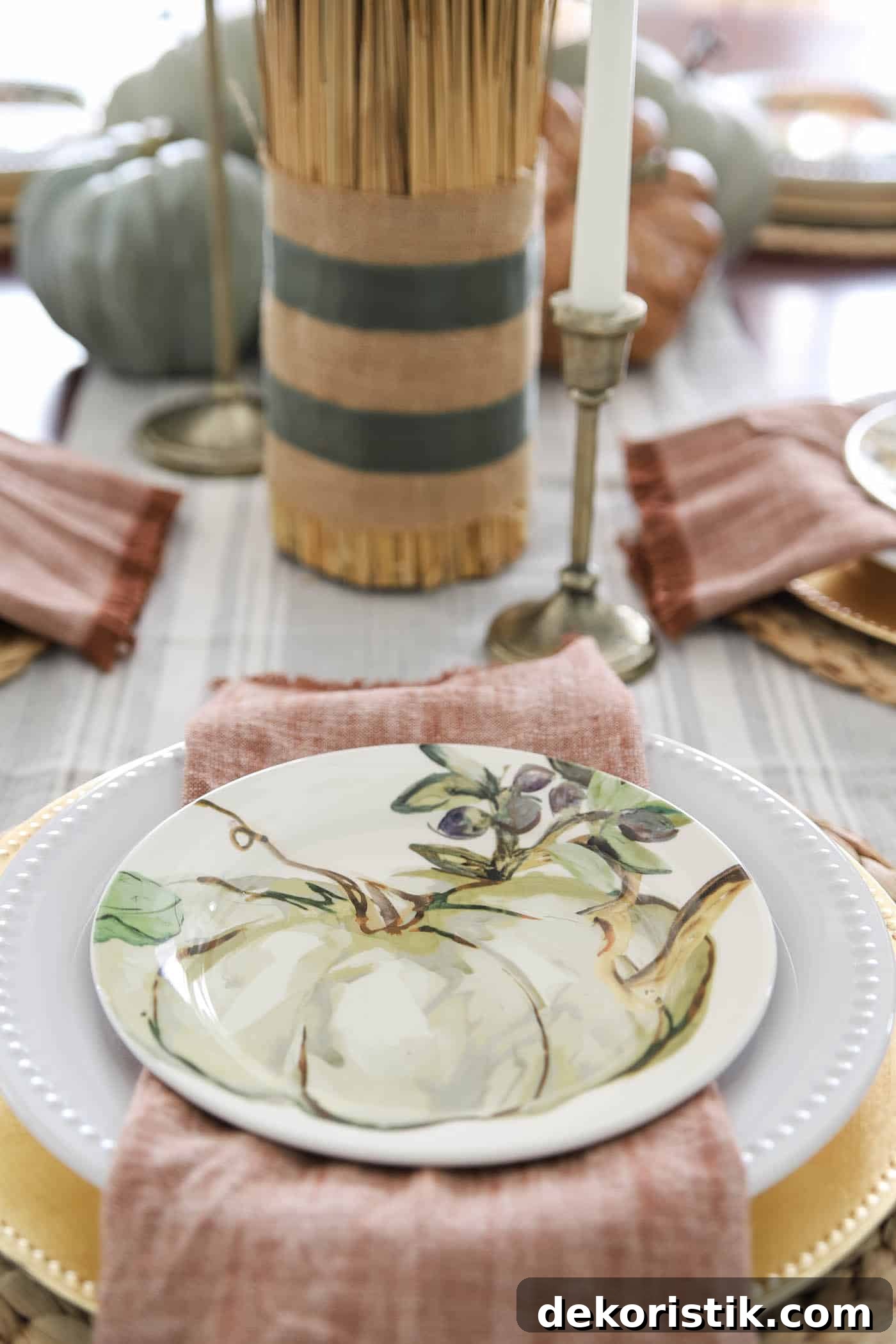 Fall Home Decor Ideas to Make Your Space Feel Cozy 3 12 Cozy Fall Kitchen Decor Ideas